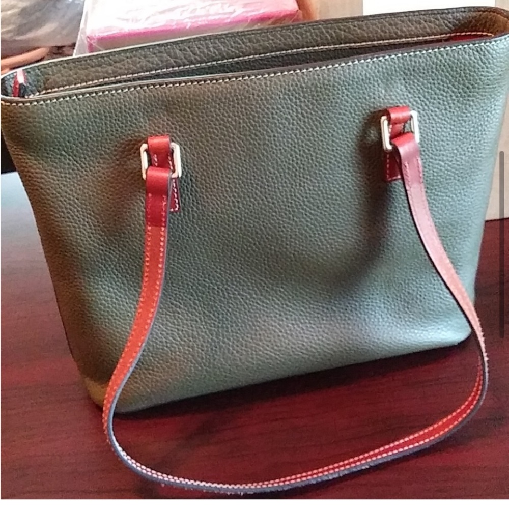 Handbag - Picture 2 of 10
